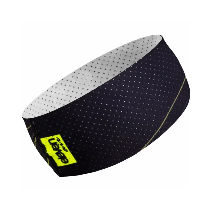 Bentiță lată pentru copii Eleven Air, realizată din material tehnic perforat pentru ventilație optimă și confort termic. Ideală pentru alergare, ciclism și activități în aer liber pe vreme răcoroasă.